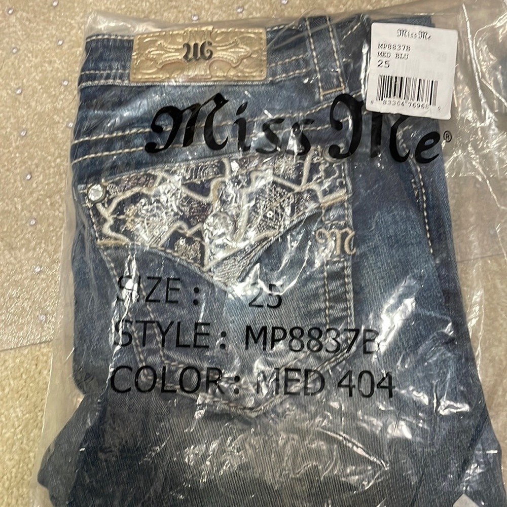 Brand new never wear miss me jeans
